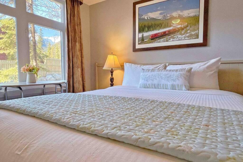 Windtower Lodge Queen Bed Suite-Ugparking&Walking2Dt Canmore Ngoại thất bức ảnh